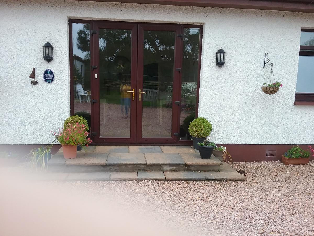 Shangri-La Bed And Breakfast Leuchars Esterno foto